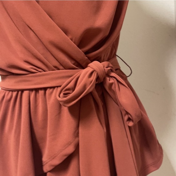 EXPRESS NWT SIZE S FAUX WRAP V-NECK PEPLUM TANK - Picture 9 of 11